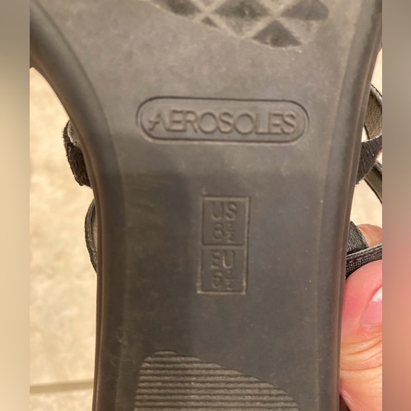 Aerosoles Gladiator sandals, size 8 1/2, black - Picture 4 of 5